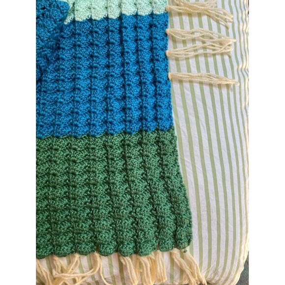 Handmade crochet striped multicolor heavyweight throw blanket afghan 84”x72” - Picture 7 of 10